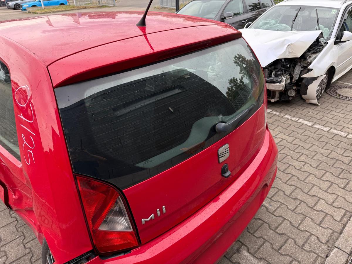 Seat Mii original Heckklappe mit Scheibe LY3D Tornadorot Rohbau BJ13